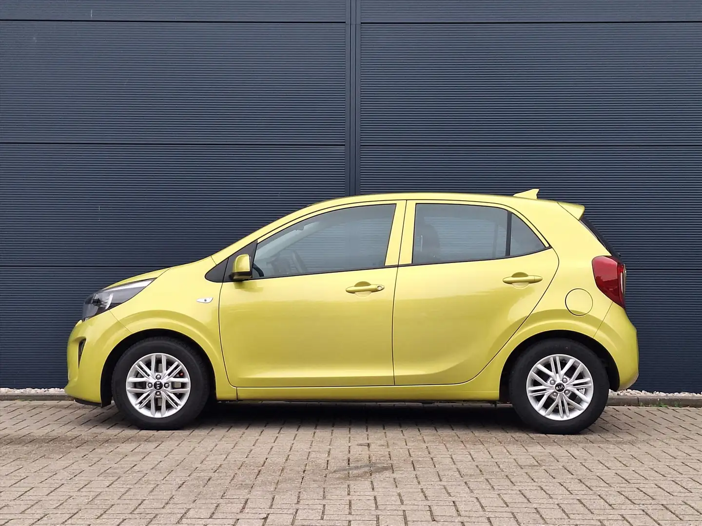 Kia Picanto 1.0 DPi 67pk 4-zits DynamicLine | Cruise Control | Vert - 2