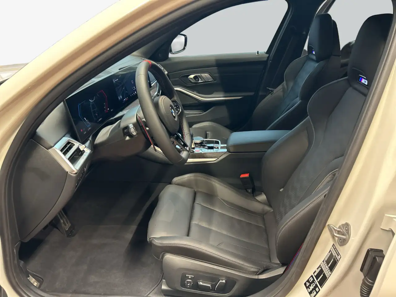 BMW M3 Competition Touring M xDrive 11