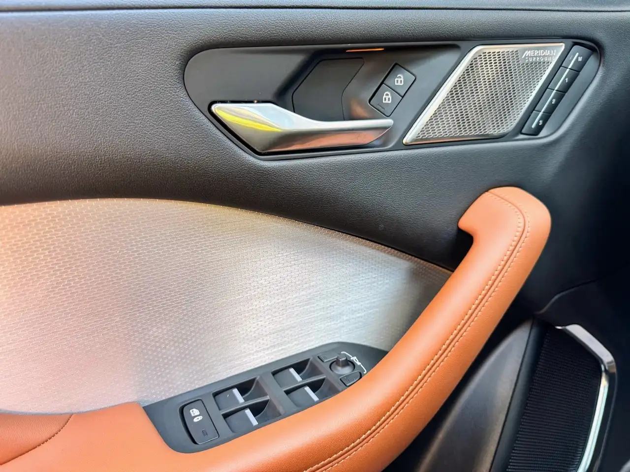 Jaguar I-Pace снимка Jaguar I-Pace