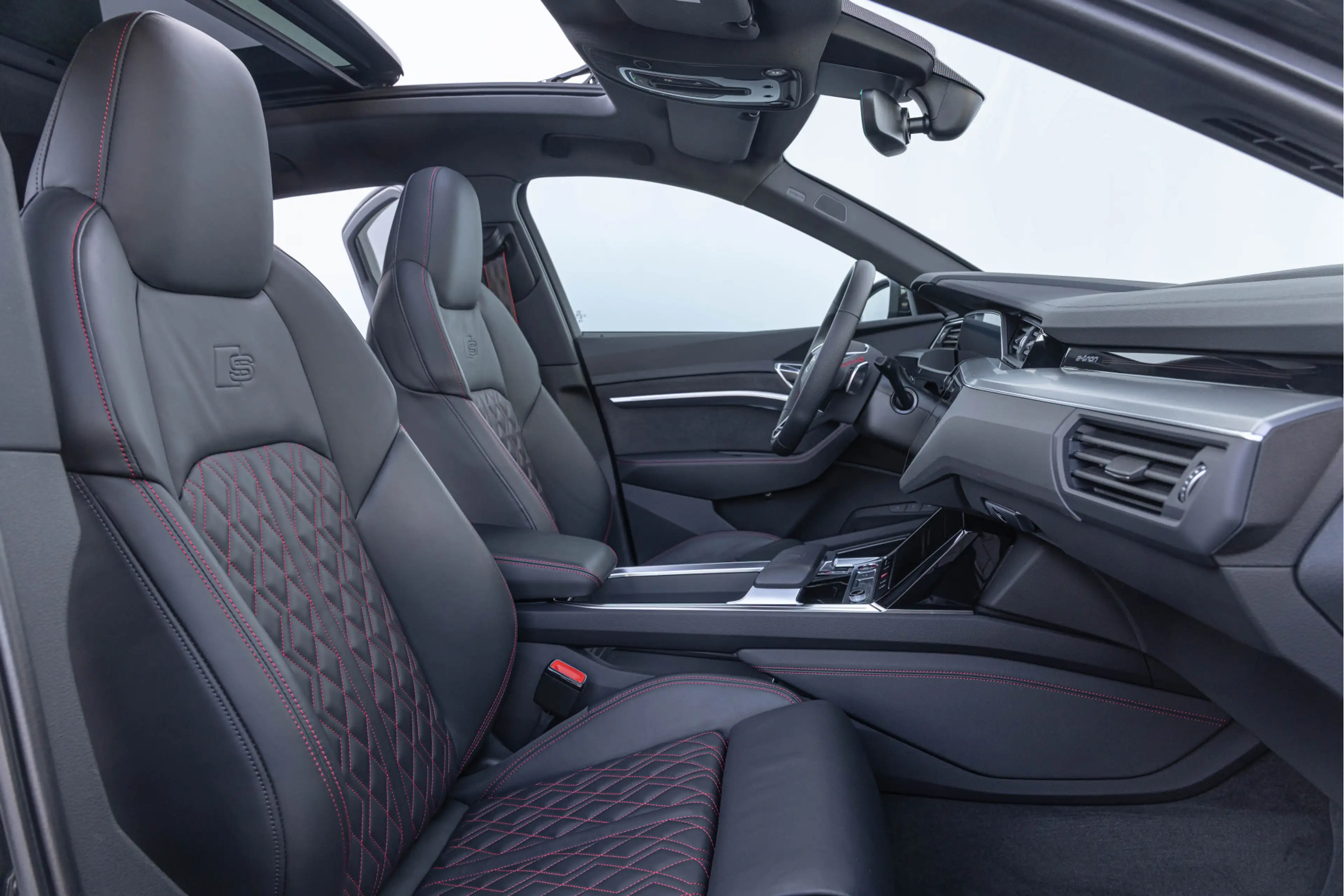 Audi SQ8 e-tron Sportback 504pk Quattro Pano S-stoelen HuD B&O 22' — photo 4