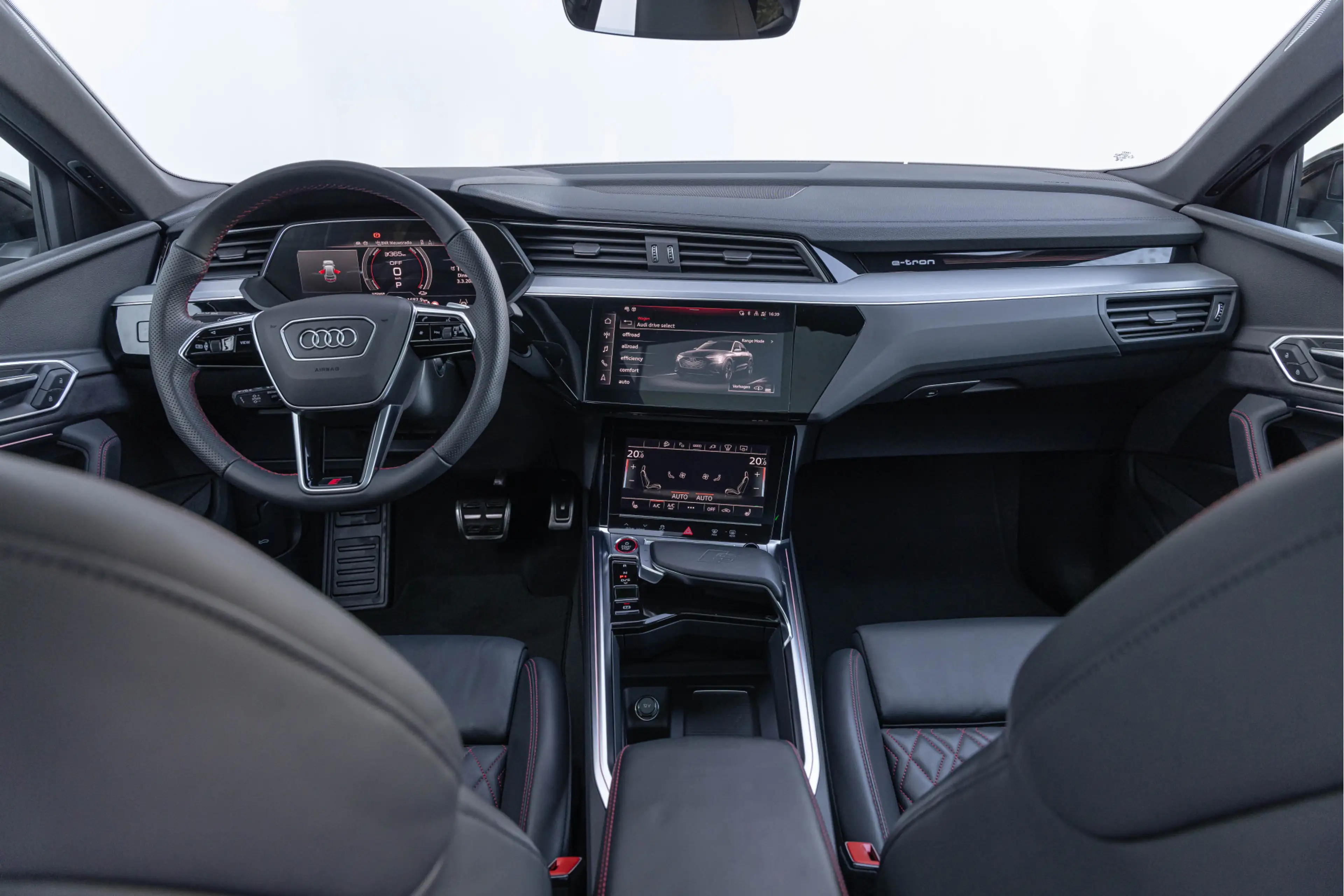 Audi SQ8 e-tron Sportback 504pk Quattro Pano S-stoelen HuD B&O 22' — photo 5