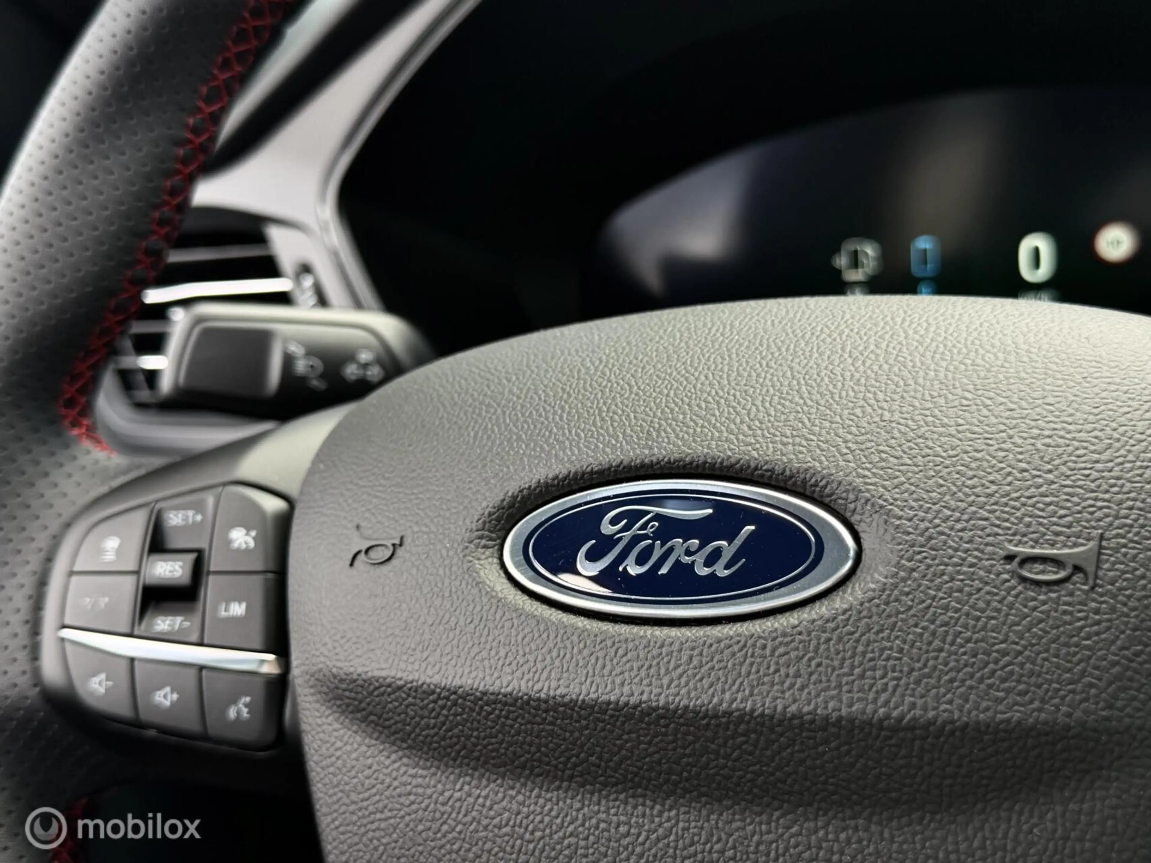 Ford Kuga 2.5 PHEV ST-Line X |Pano |360 |HUD |Memory — photo 35