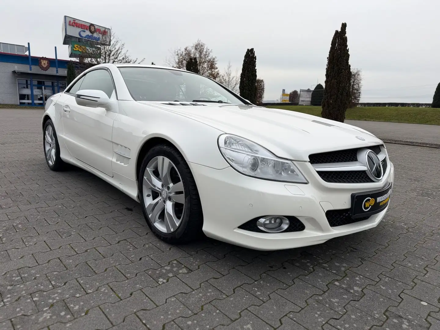 Mercedes-Benz SL 350 AUTOMATIK/PANO/DISTRONIC/H&K/S-HFT/*VOLL* Blanc - 2