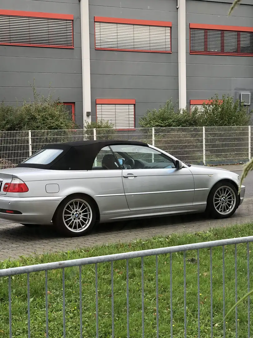 BMW 320 320 Ci Silber - 1