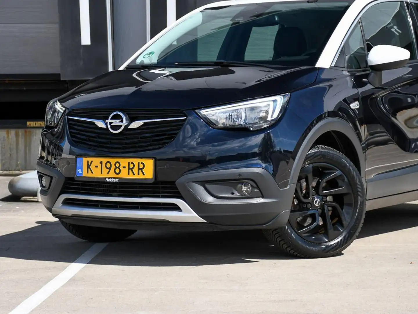 Opel Crossland X Ultimate 1.2 Turbo 130pk DODE HOEK | 16''LM | NAVI Blauw - 2