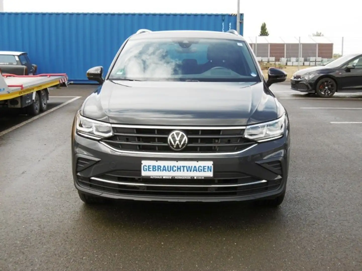 Volkswagen Tiguan 2.0 TDI Active Klima Navi Rückfahrkamera Grau - 2