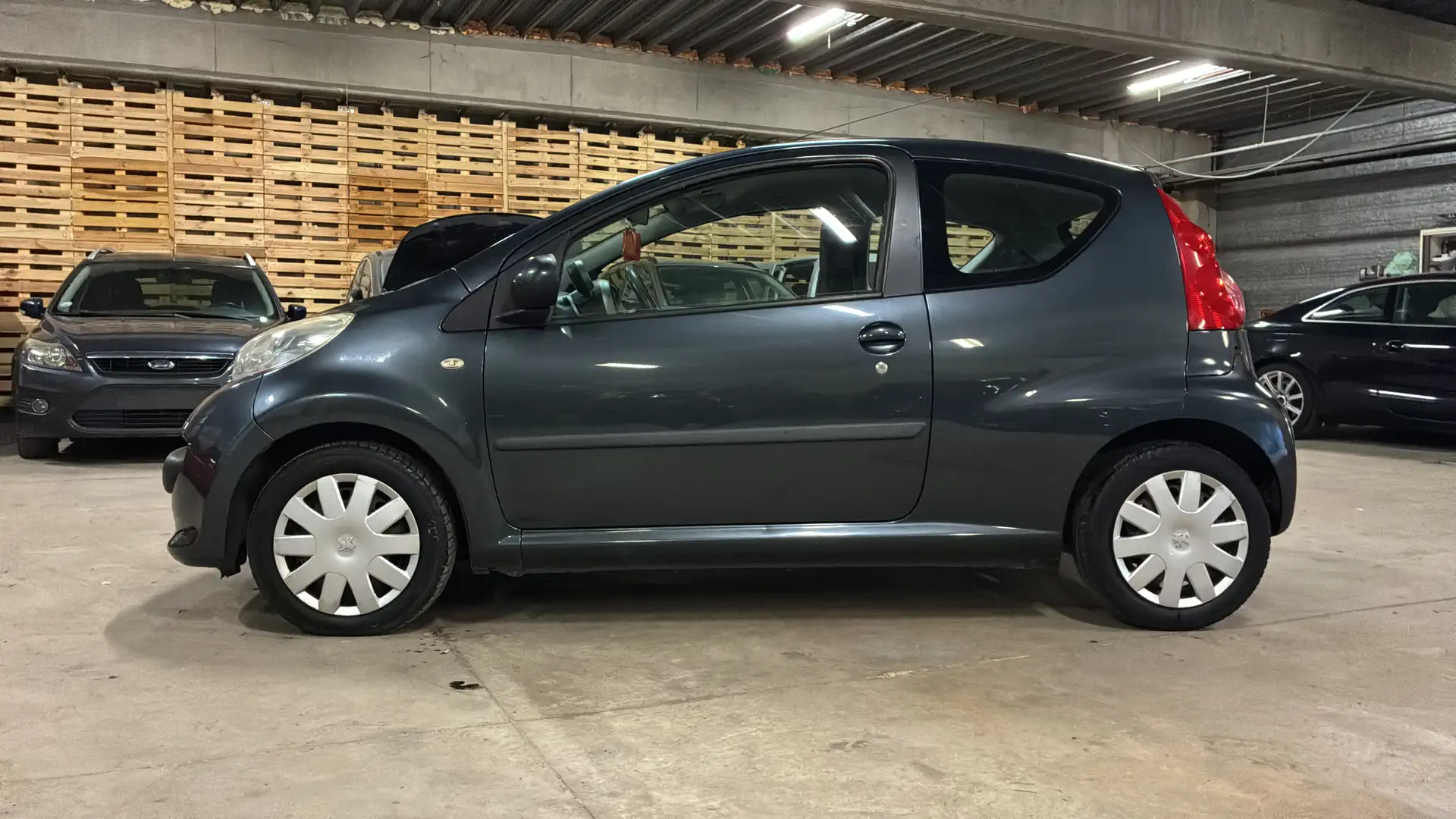 Peugeot 107 ✅ 107 Essence * GARANTIE * Grijs - 2