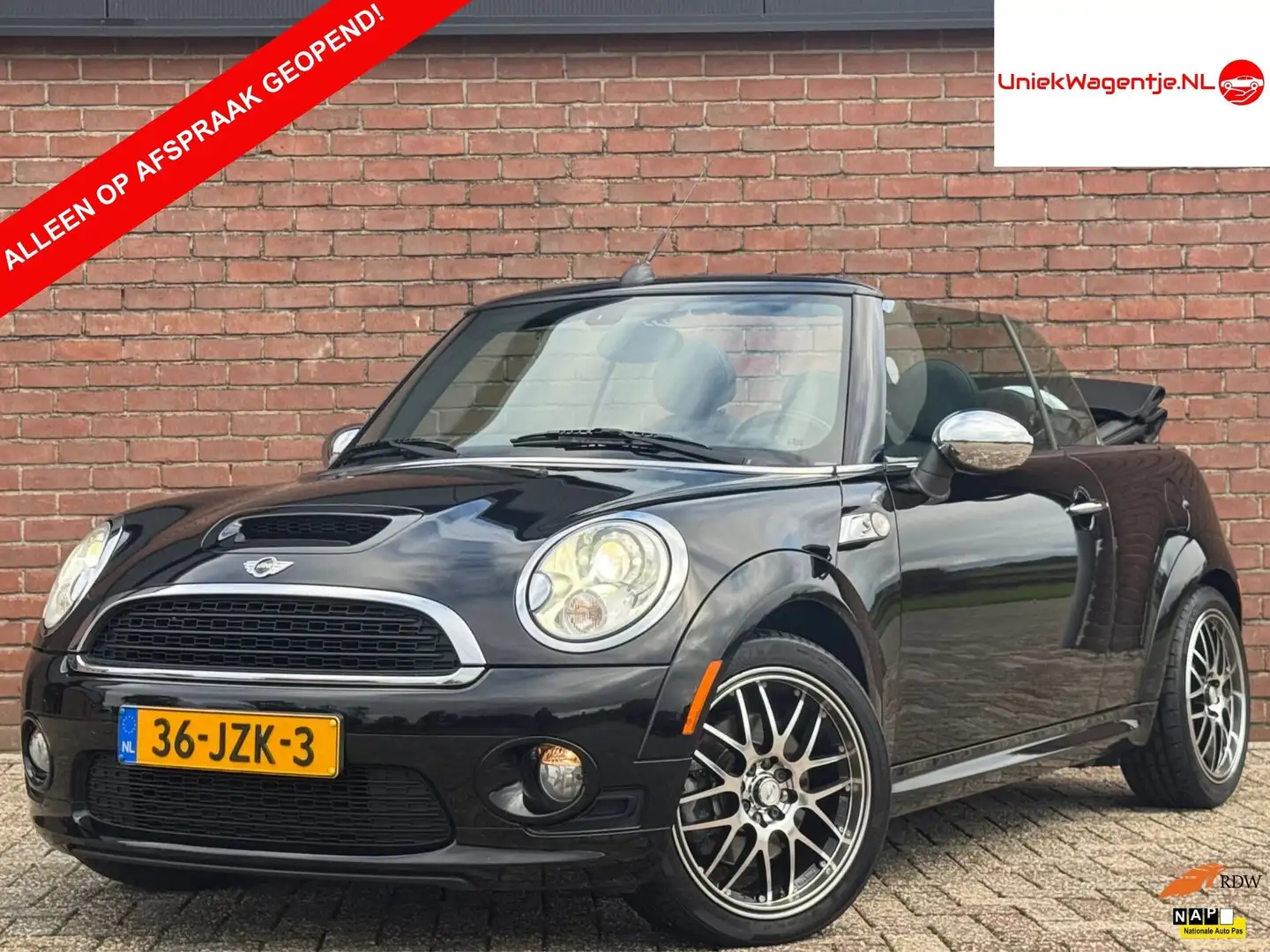 MINI Cooper S Cabrio Mini 1.6 CHILI | NL-AUTO! | LEDER! Noir - 1