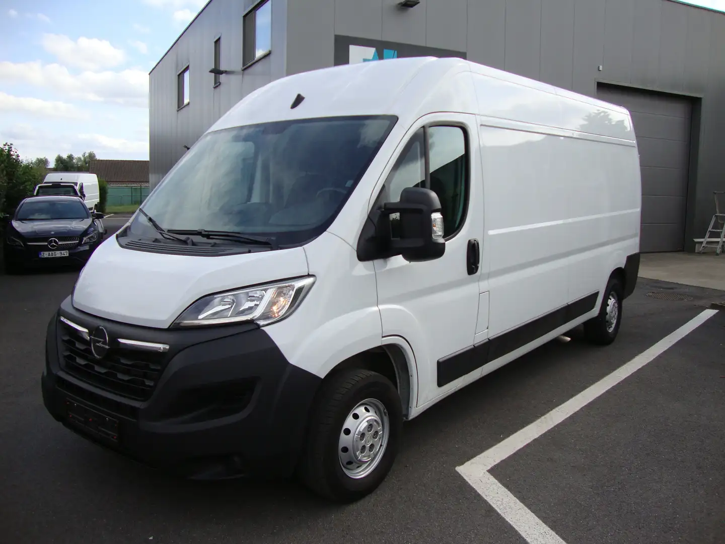 Opel Movano 2.2 tdci, L3H2, camera, gps, trekhaak, 2023,btw in Blanc - 2