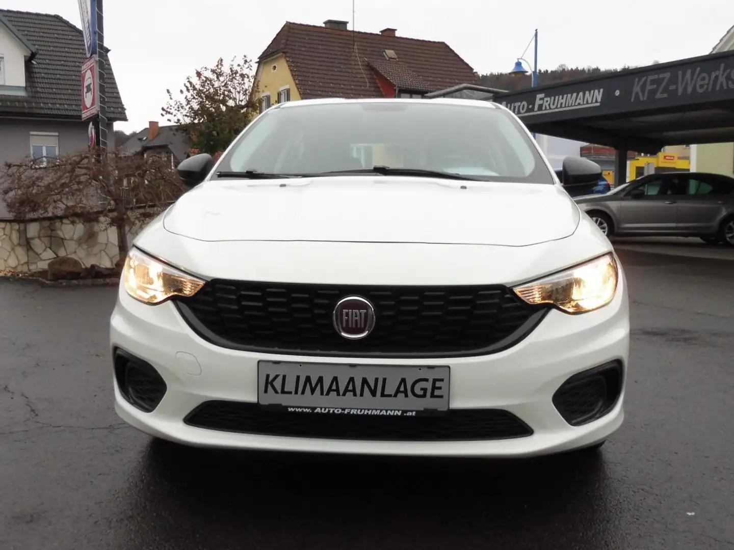 Fiat Tipo Tipo 1,4 16V 95 Pop Pop Weiß - 2