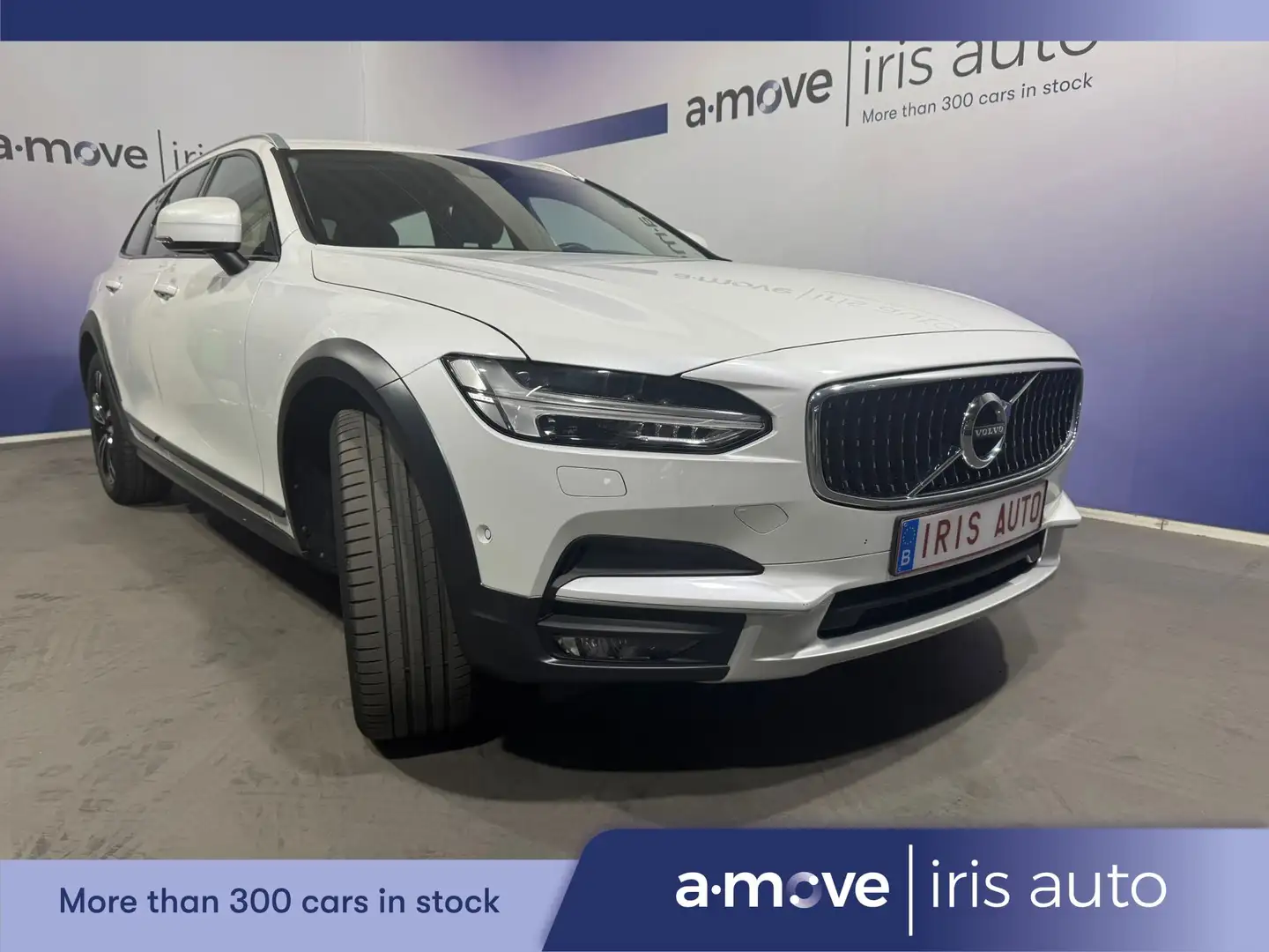 Volvo V90 Cross Country D4 AWD PLUS Bianco - 1