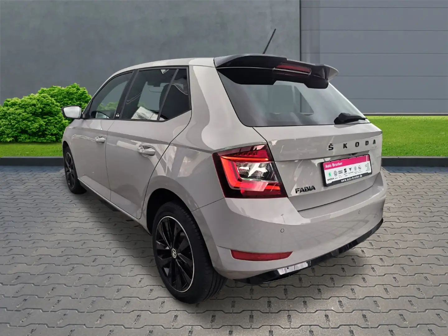 Skoda Fabia Monte Carlo 1.0 TSI+Alufelgen+Navi+Klimaautomatik+ Grau - 2