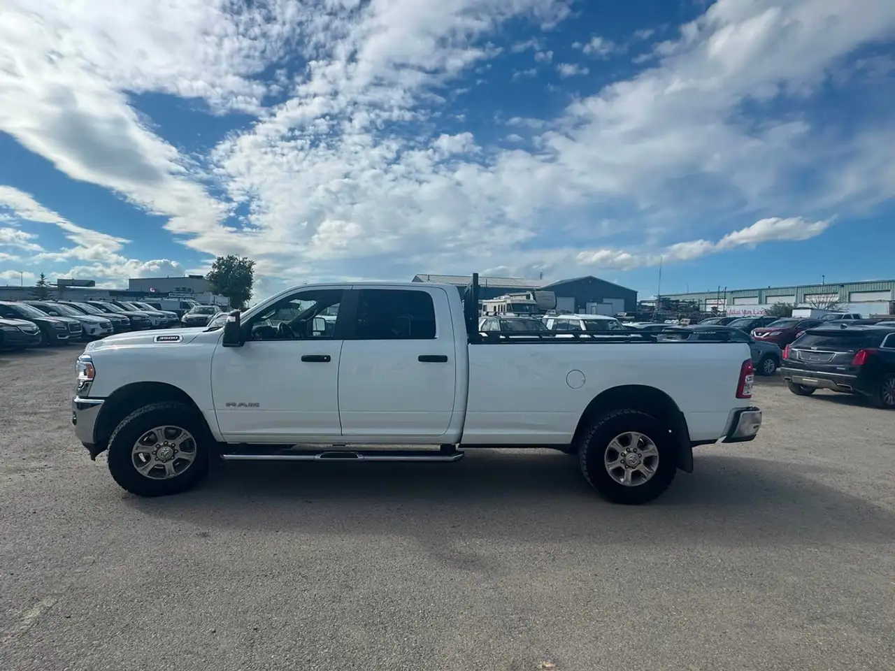 RAM 3500 снимка RAM 3500