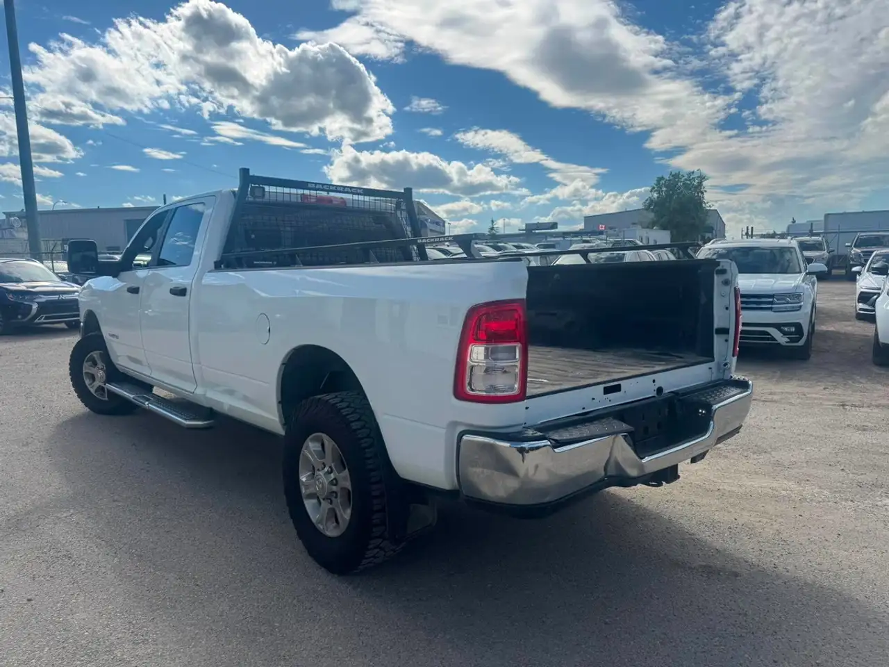 RAM 3500 снимка RAM 3500
