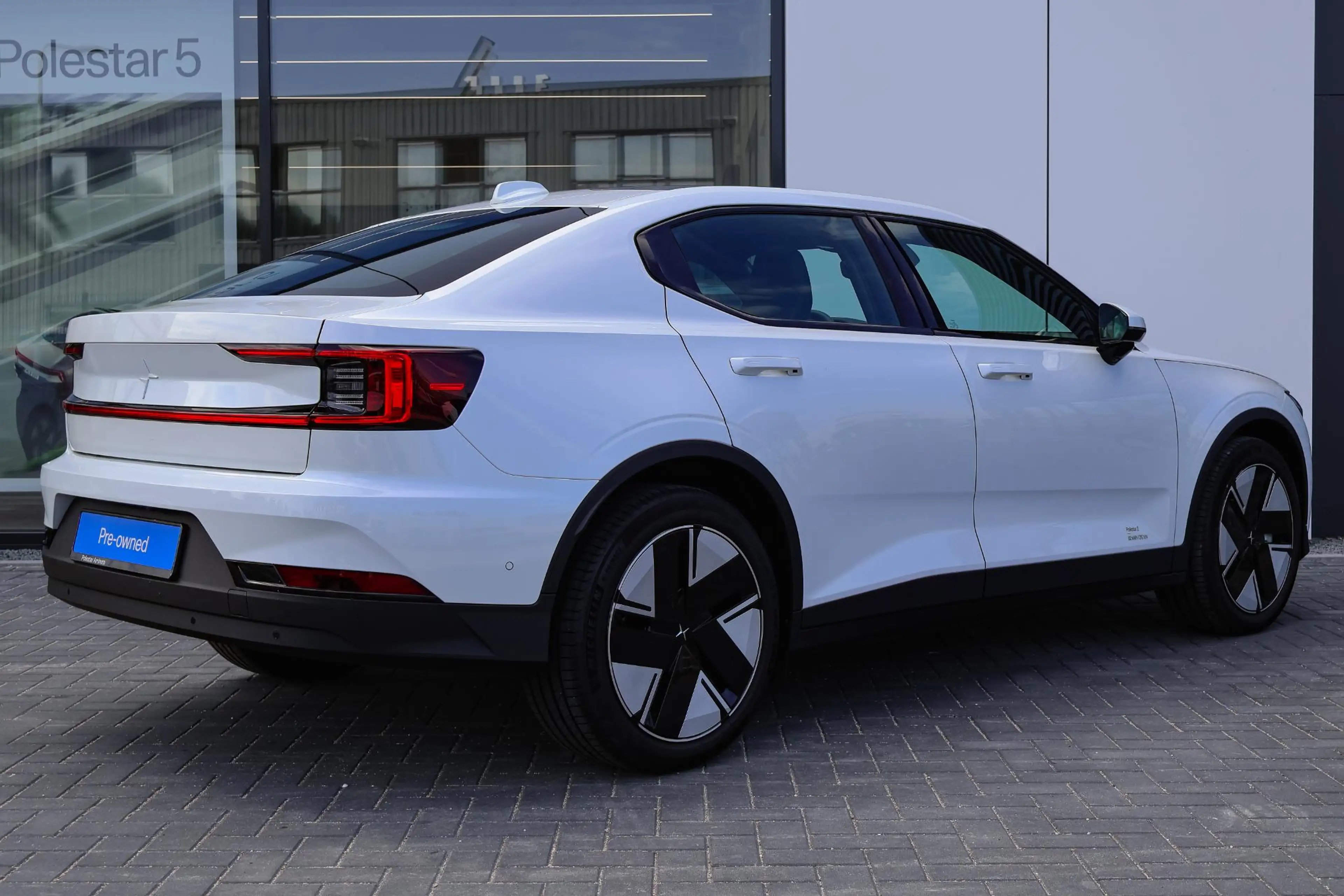 Polestar 2 Long Range Dual Motor Pilot Plus Climate 82 kWh | — photo 4
