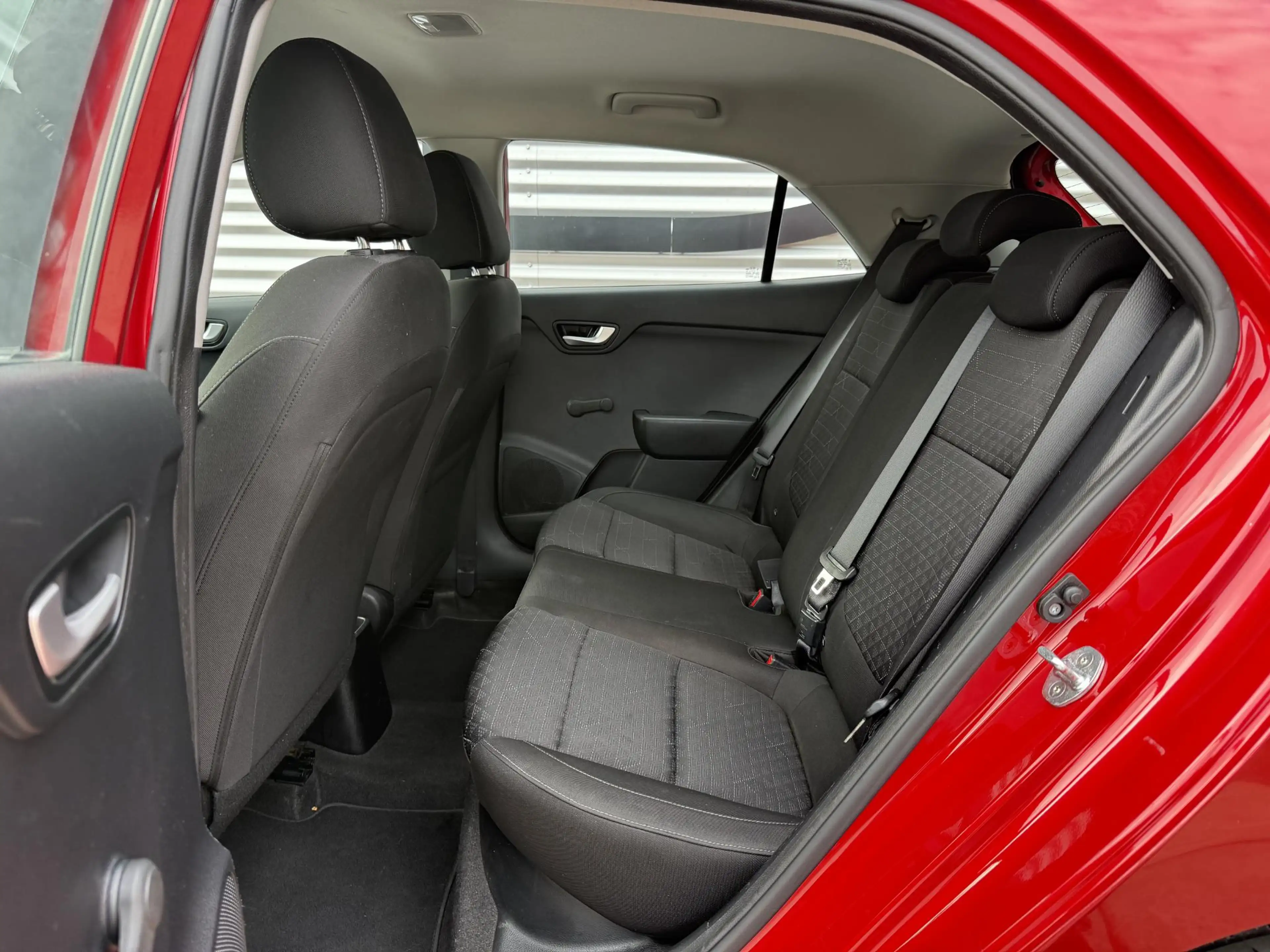 Kia Rio 1.0 TGDI ComfortPlusLine Navigator Camera|Cruise|C — photo 9