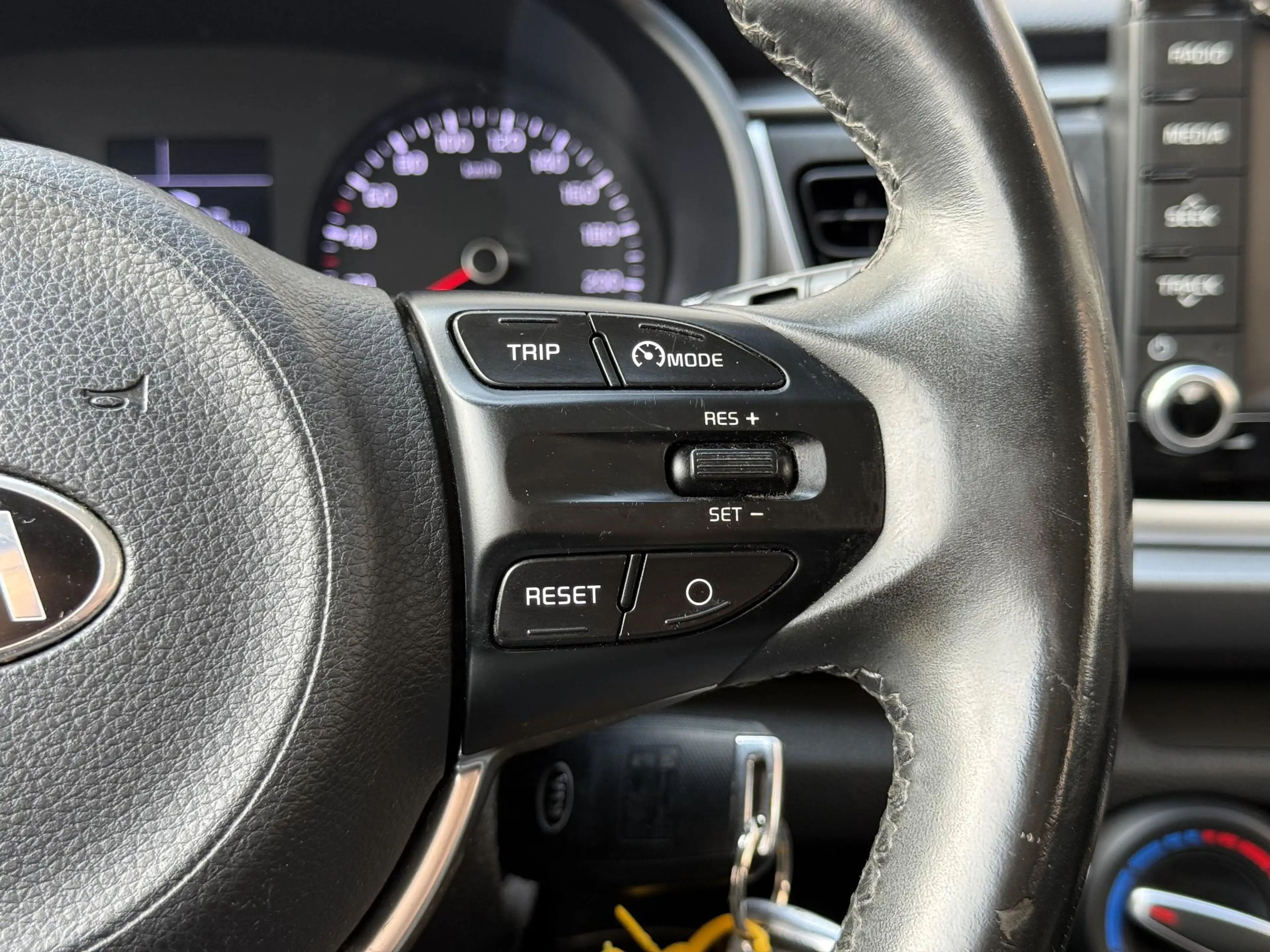 Kia Rio 1.0 TGDI ComfortPlusLine Navigator Camera|Cruise|C — photo 15