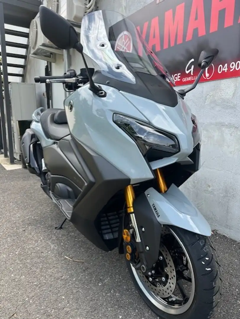 Yamaha TMAX 560 Gris - 2