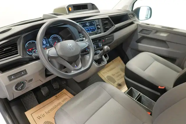 Volkswagen Transporter view 13