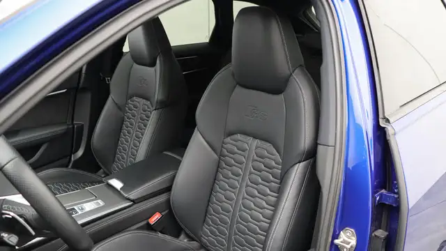 Audi RS6 view 10