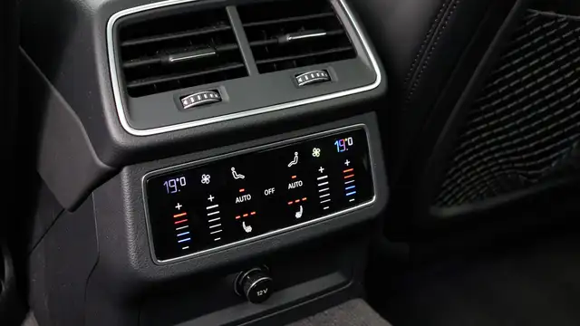 Audi RS6 view 27