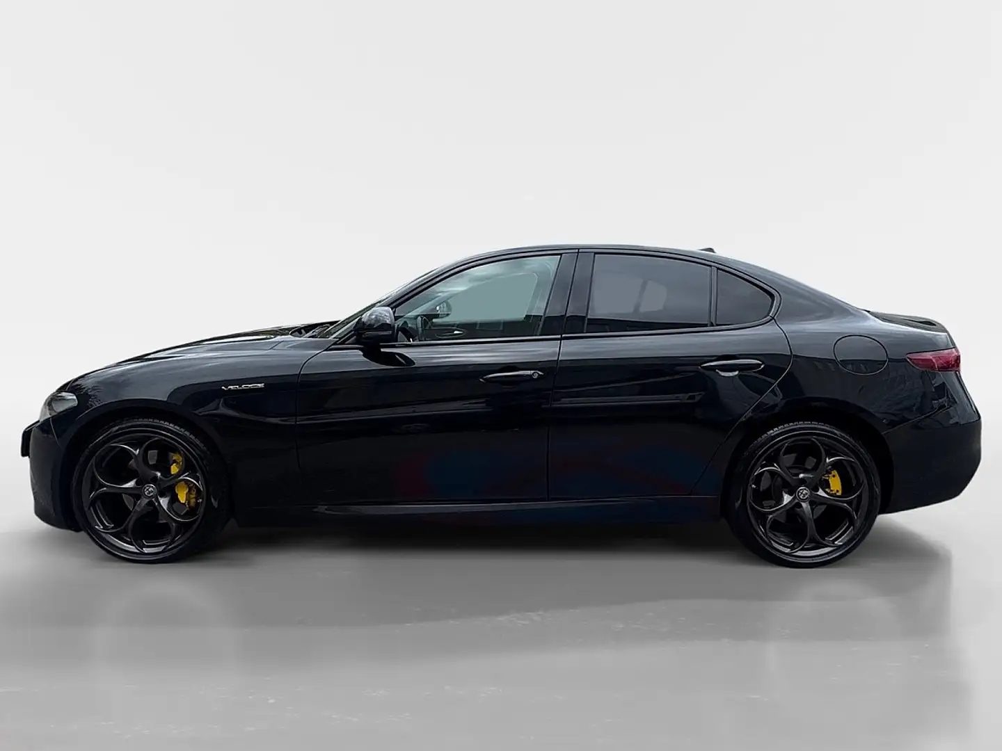 Alfa Romeo Giulia Veloce 2,0 280 AT AWD Schwarz - 2