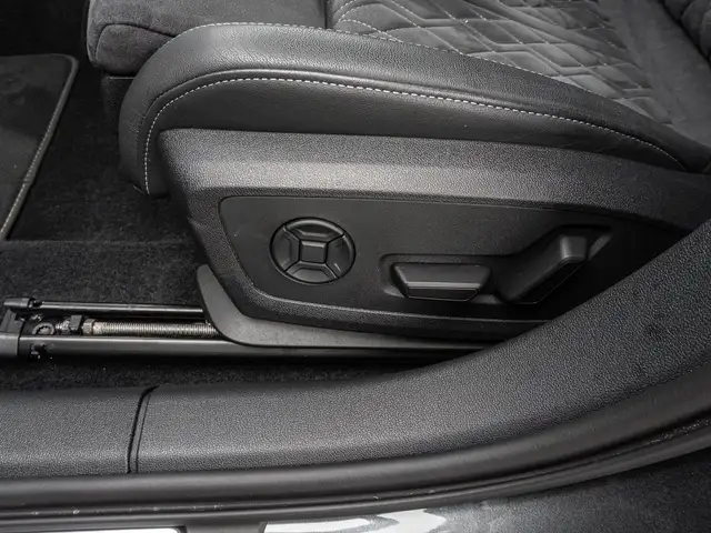 Audi S3 view 15
