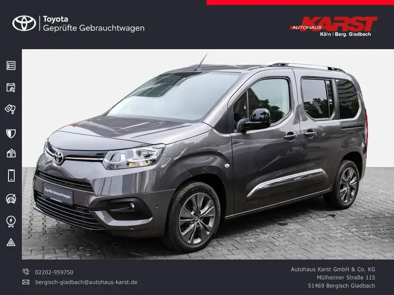 TOYOTA Proace