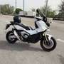 Honda X-ADV Honda XADV 750 Como Nueva Solo Venta Blanco - thumbnail 2