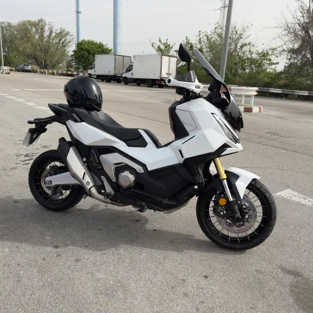 Honda X-ADV Honda XADV 750 Como Nueva Solo Venta Blanco - 2