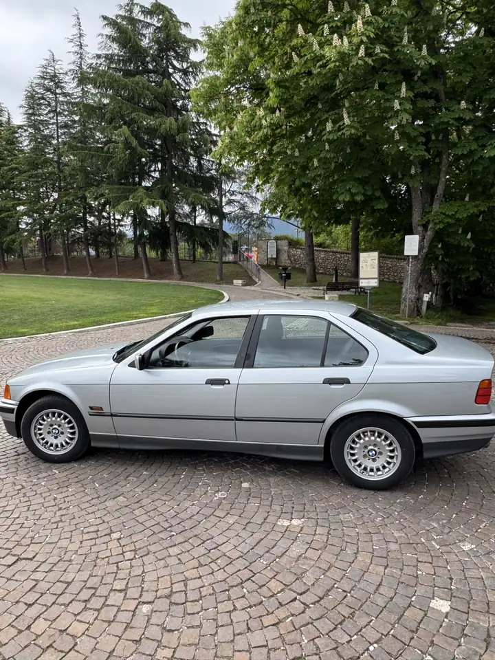 BMW 318i Europa c/2airbag, foto 3
