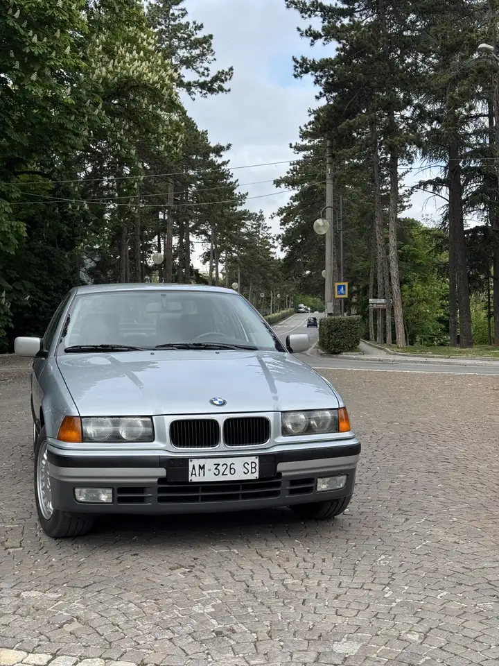 BMW 318i Europa c/2airbag, foto 1