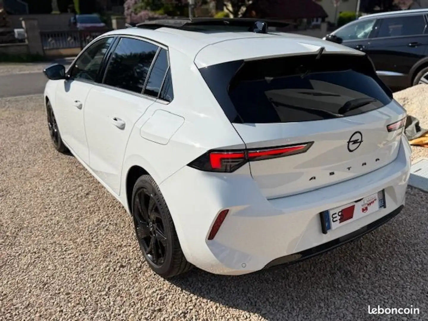 Opel Astra DISPONIBLE : GS hybrid 180 cv %2B 19.900 km toit o Blanc - 2