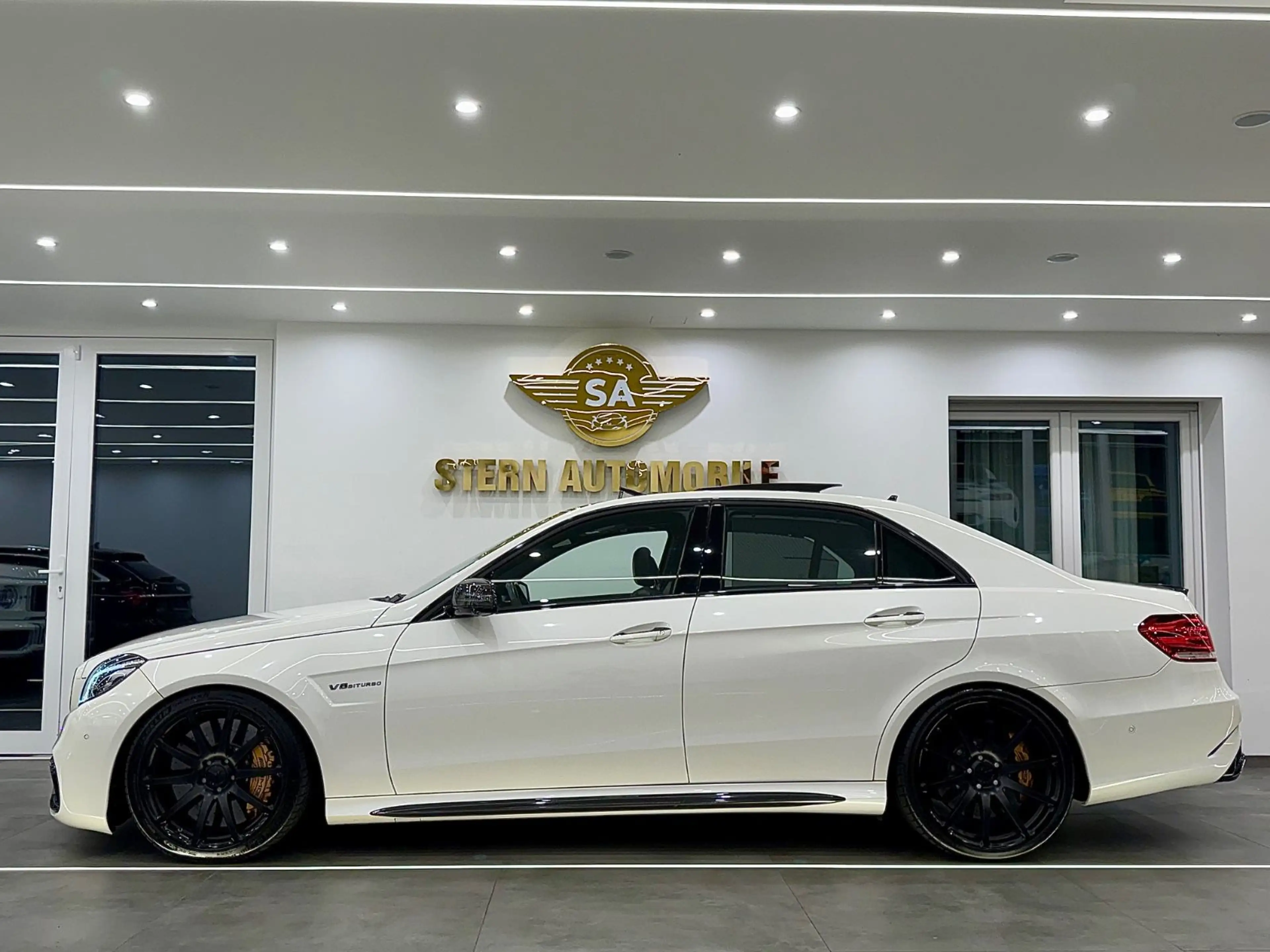 Mercedes-Benz E 63 AMG S 4Matic Keramik/B&O/Carbon/Pano/360* — photo 6