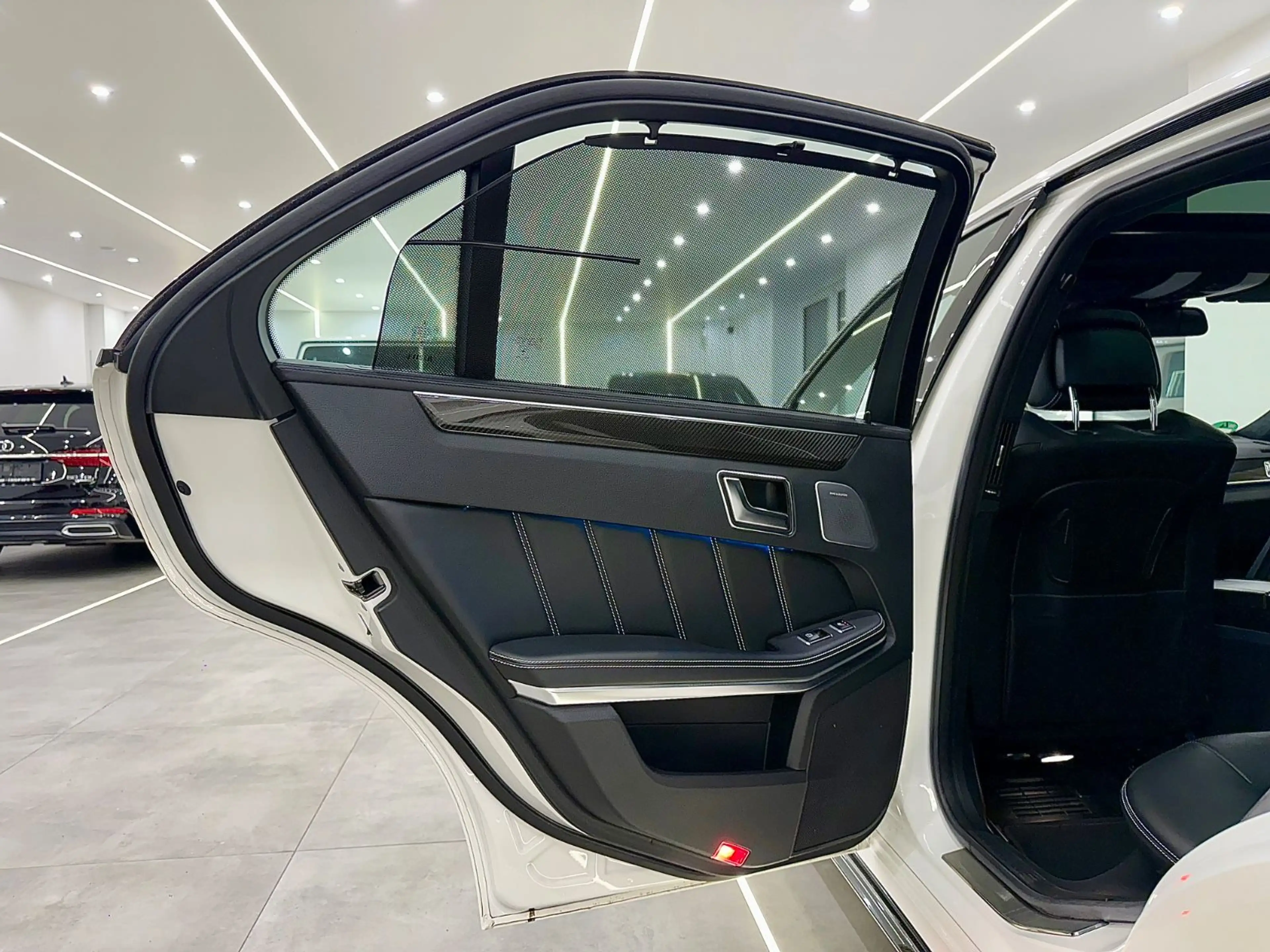 Mercedes-Benz E 63 AMG S 4Matic Keramik/B&O/Carbon/Pano/360* — photo 18