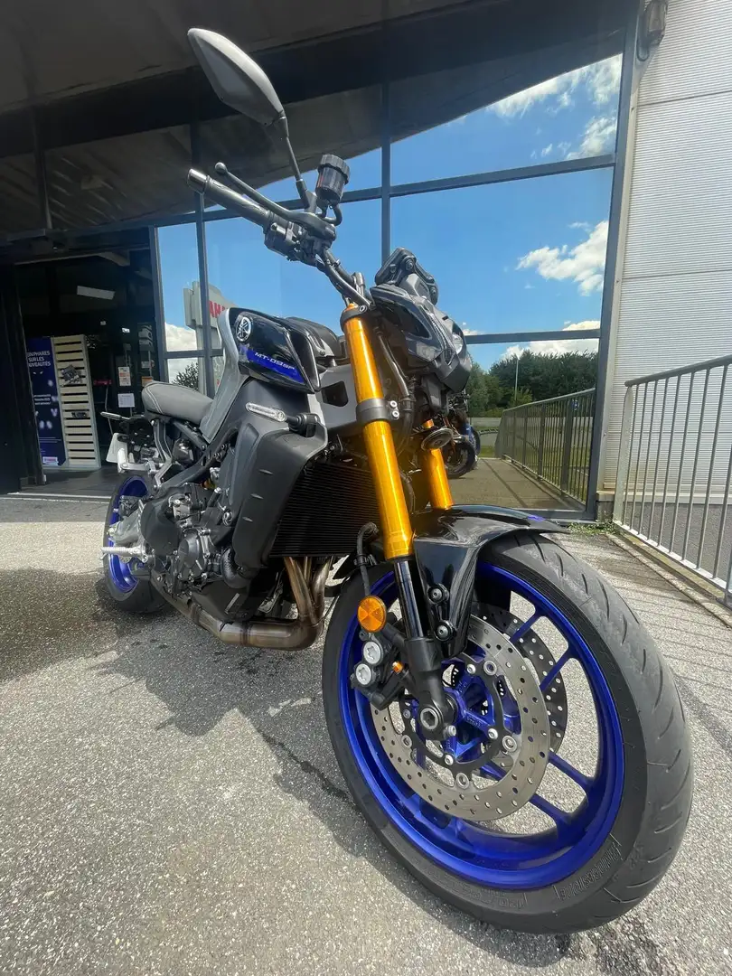 Yamaha MT-09 Gris - 2