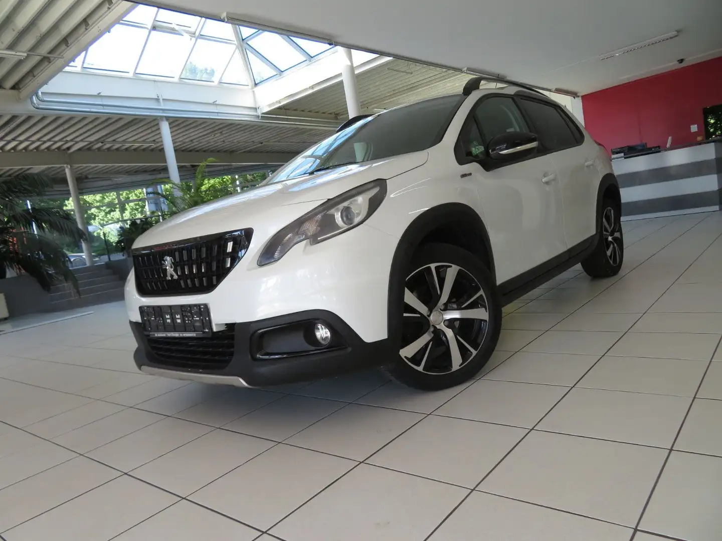 Peugeot 2008 Allure GT Line Autm. Navi Leder SHZ PDC Blanco - 1