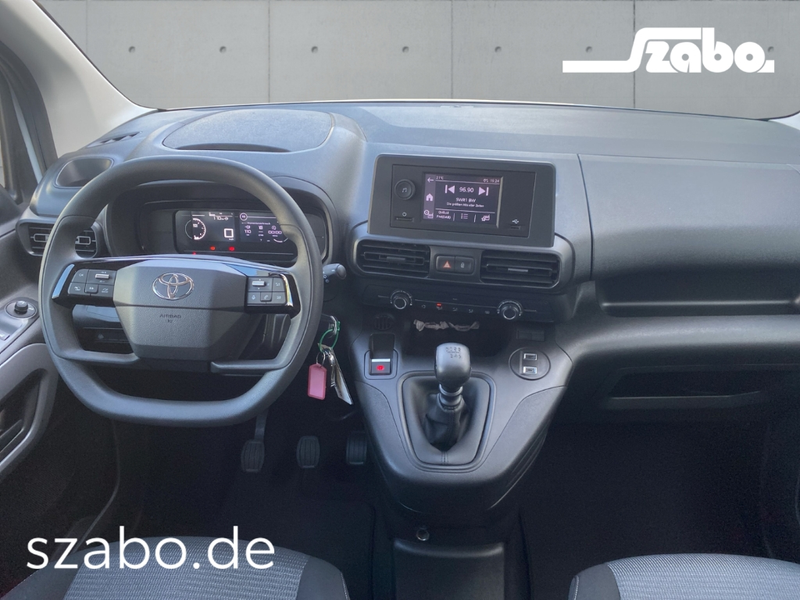 Toyota Proace City Verso Flow L1 1,2-P 110 MT DAB Fernlichtass. Verke — photo 15
