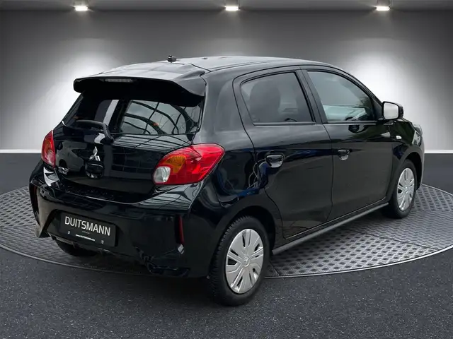 Mitsubishi Space Star view 5