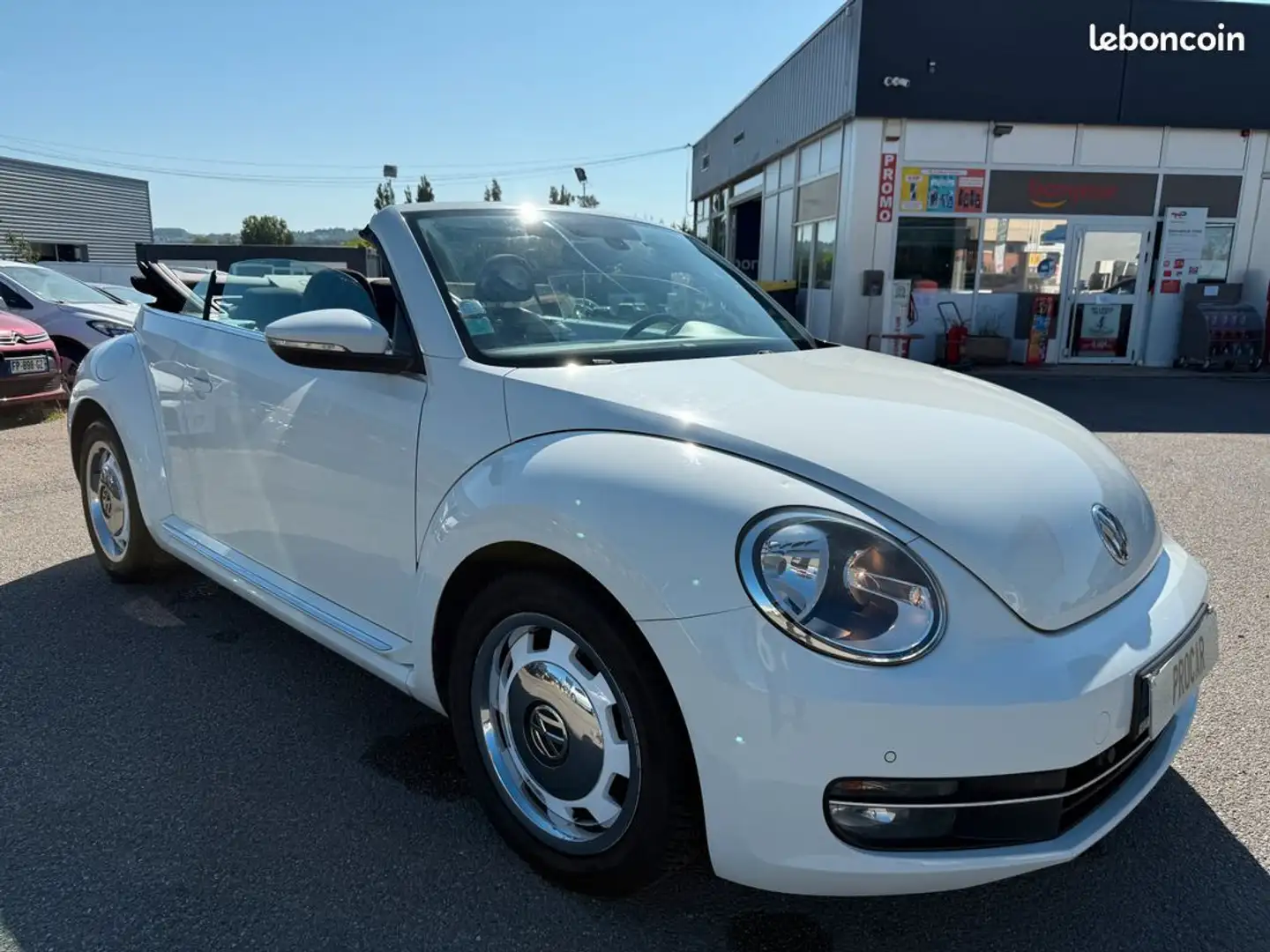 Volkswagen Coccinelle 1.6 tdi 105 vintage Blanc - 2