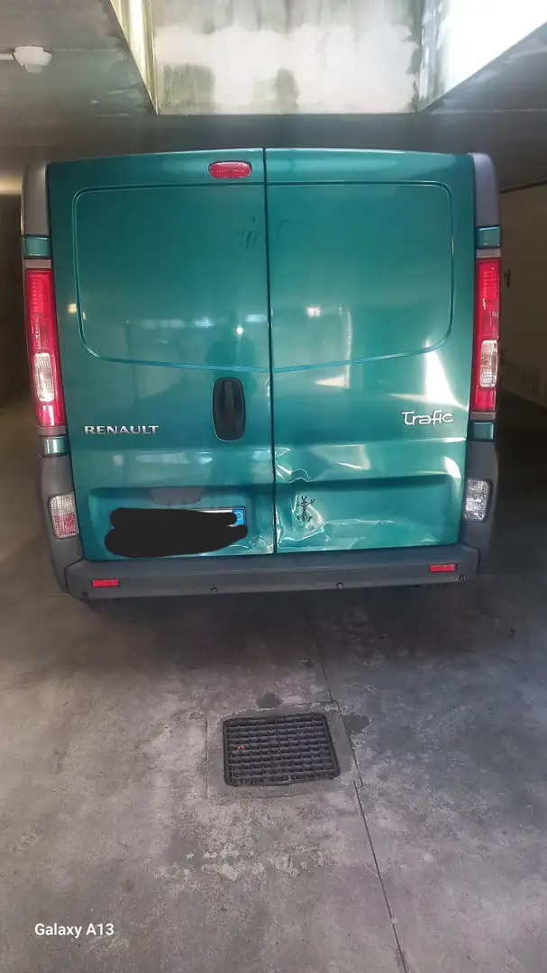 Renault Trafic Ice Verde - 2