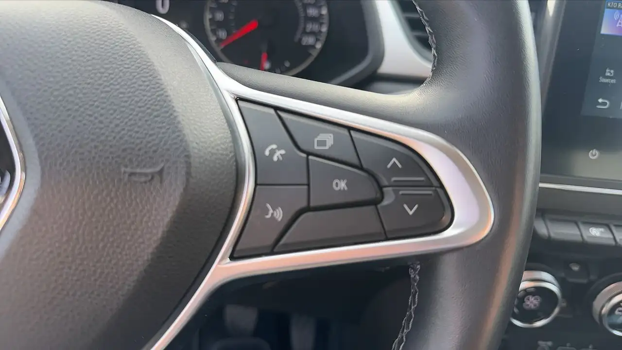 Renault Captur — photo 28
