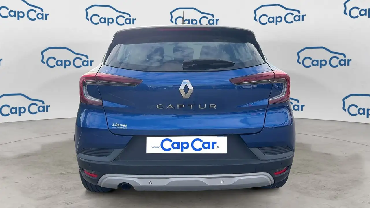 Renault Captur — photo 3