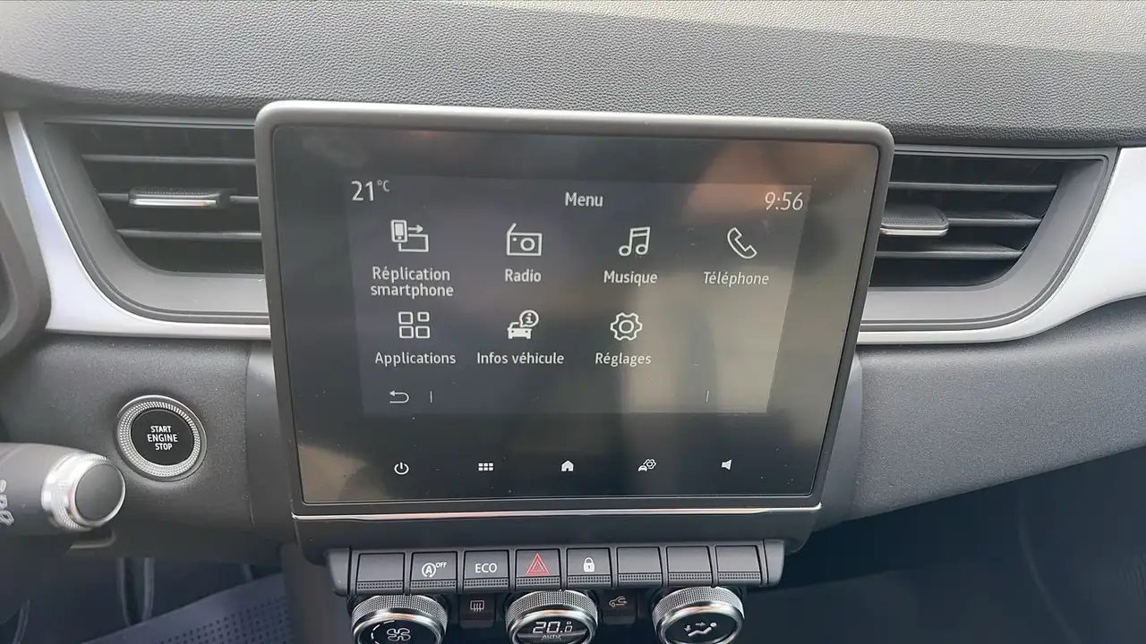 Renault Captur — photo 29