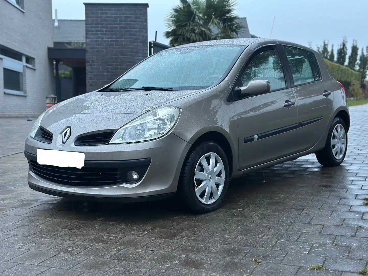 Renault Clio 1.6i 16v Privilège Bronze - 1