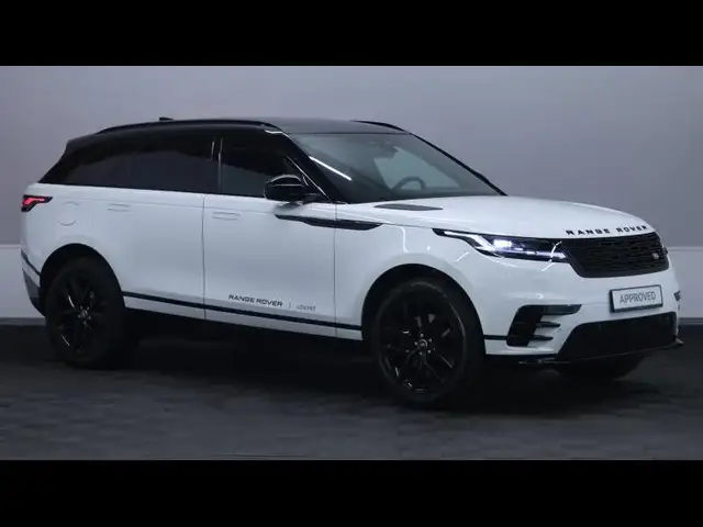 Land Rover Range Rover Velar view 3
