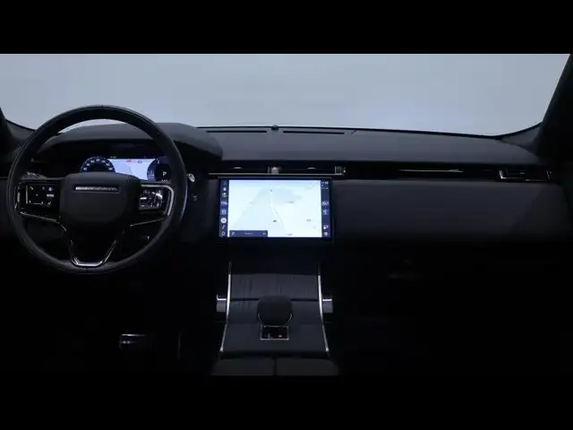 Land Rover Range Rover Velar view 15