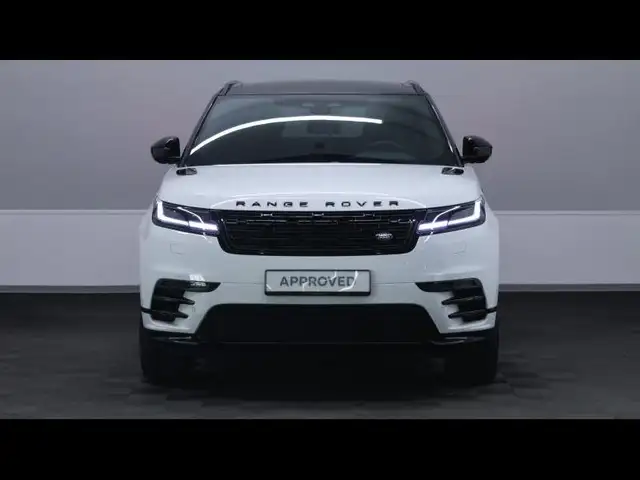 Land Rover Range Rover Velar view 2