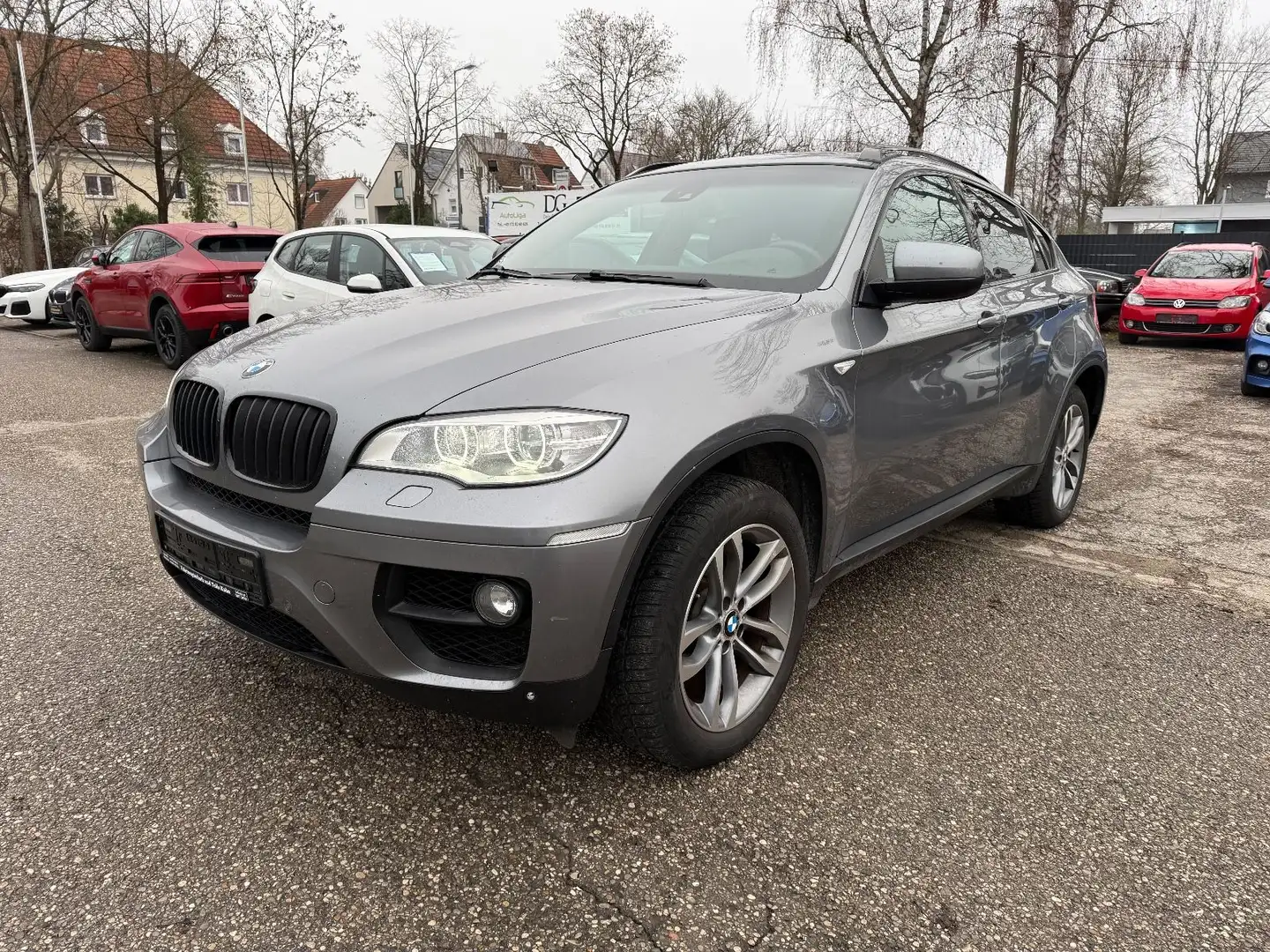 BMW X6 xDrive40d M Sport Grau - 1