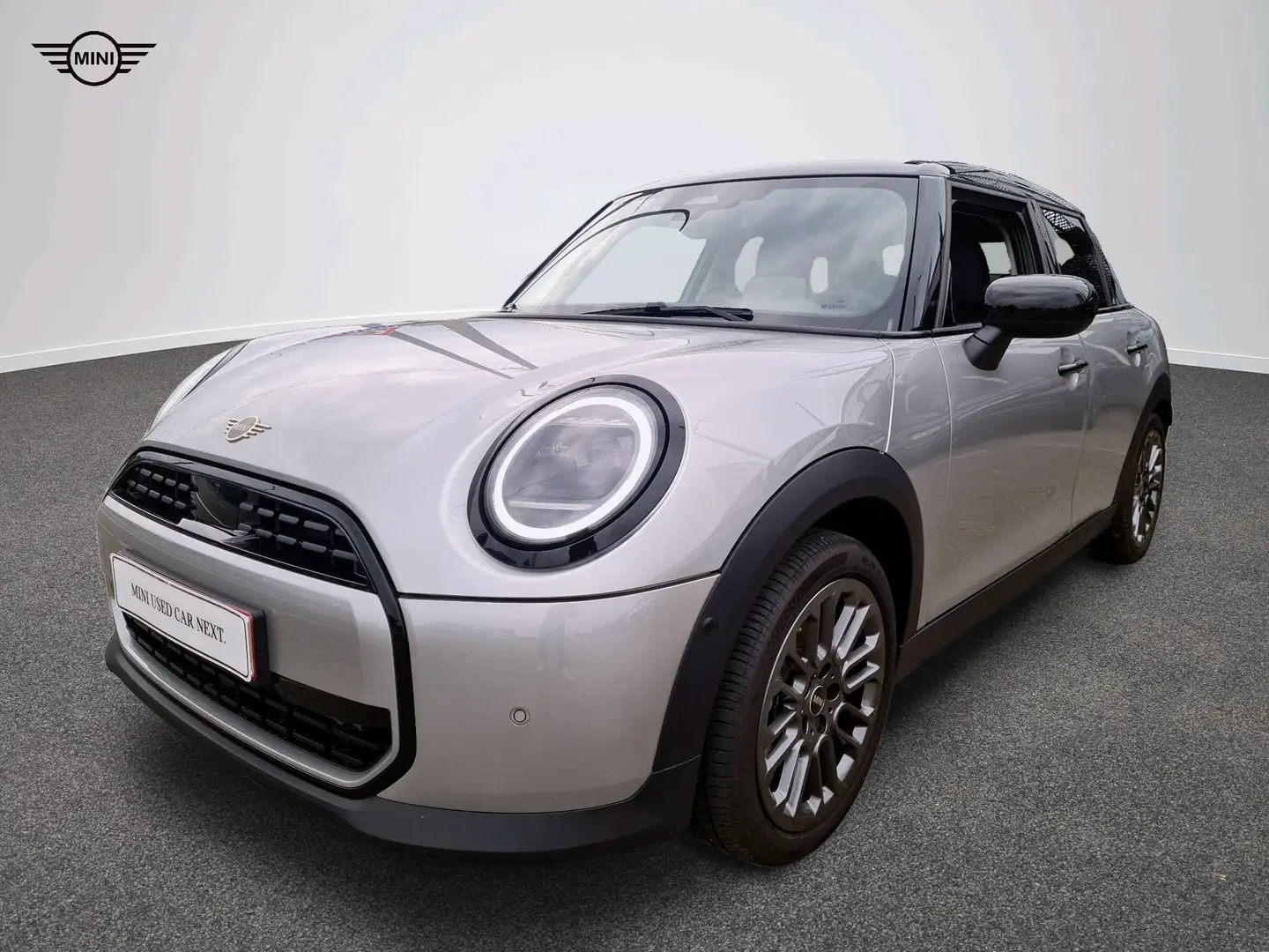 MINI Cooper MINI Cooper C 5-deurs Gris - 1